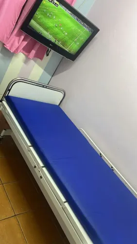 Cama hospitalar simples três posições 
