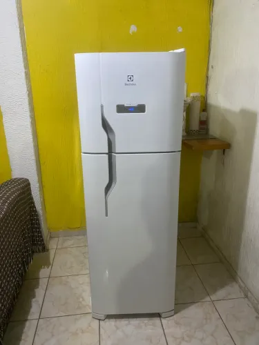 Geladeira Electrolux frost free