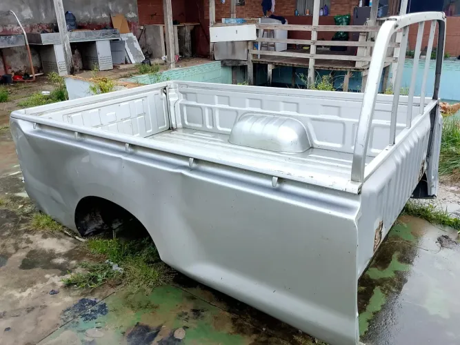 Carroceria camionete Hilux ano 2008, cabine simples 