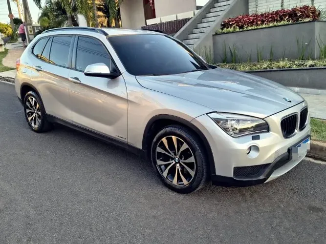 BMW X1 Sdrive 18I 2.0 16V 4X2 Aut. 2014