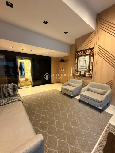 Apartamento à venda no Meia Praia, Itapema