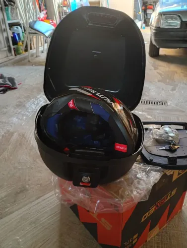 Baú moto cg fan 160 2026 18 litros está novo esse é arredondado