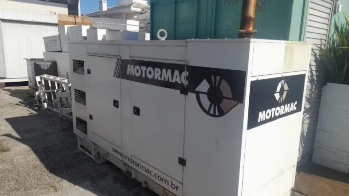 Gerador CUMMINS 115/100 kVA (115kVA/100kVA)