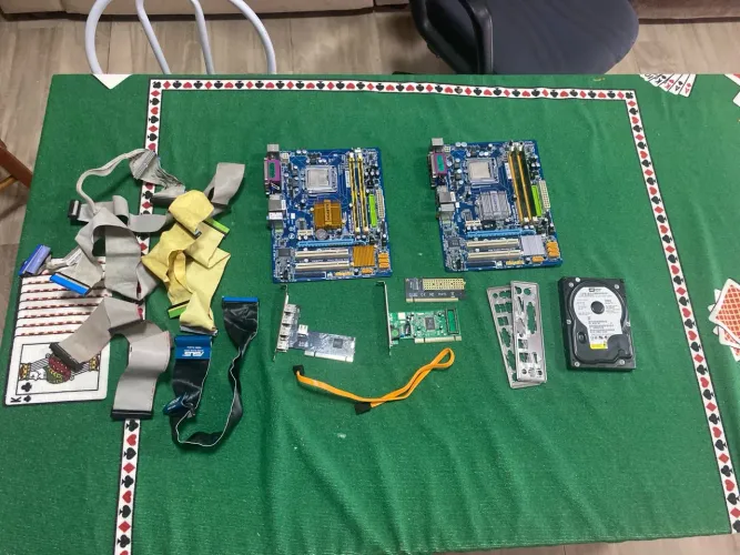 Desapegos eletrônicos, placa mãe 775, hd de 80gb etc