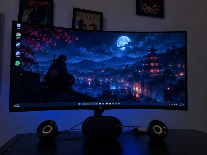 Monitor Gamer SuperFrame 32" Curvo 165Hz + Suporte Articulado + Caixas de Som