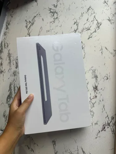 S10 lite 6/128gb modelo wi-fi Capa e caneta 