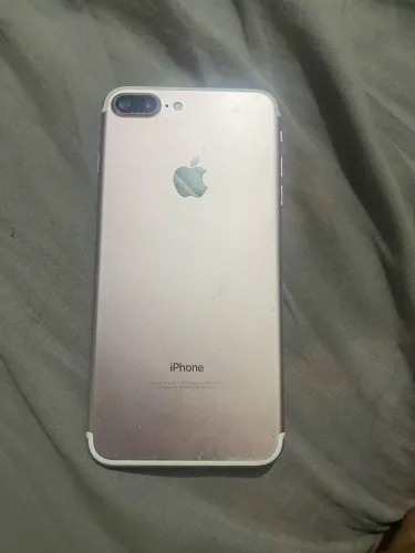 Vende-se um iPhone 7 Plus 