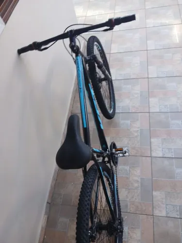 Bicicleta semi nova aro 29