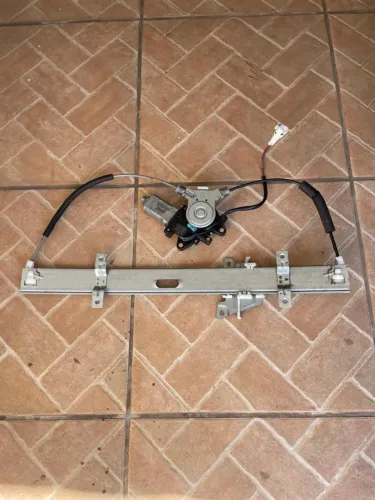 Máquina do Vidro de acionamento lado Esquerdo Original do Chevrolet Tracker 4/4 ano 2008/9