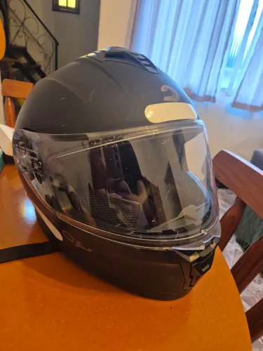 Capacete race tech hit 56