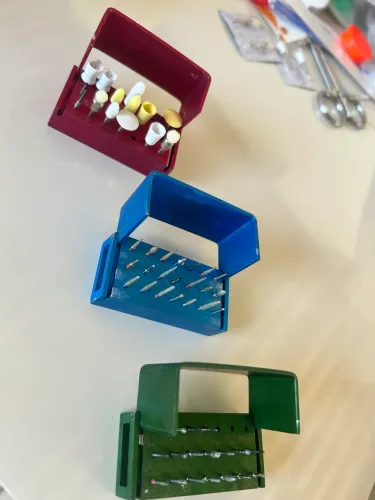 Broqueiro odontológico