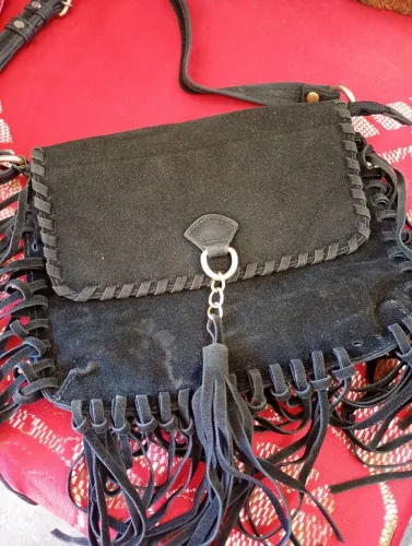 Bolsa de camurça