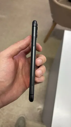 Iphone 11 muito novo