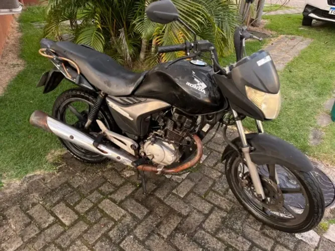 VENDO MOTO HONDA/CG 150 TITAN EX