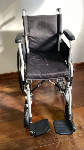 CADEIRA DE RODAS FREEDOM START