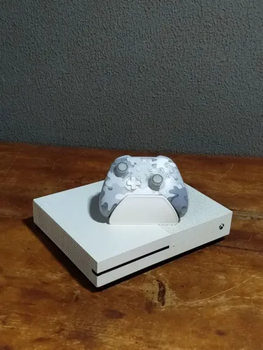 XBOX ONE S 1TB