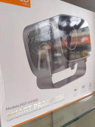 PROJETOR ANDROID HY500 NA CAIXA