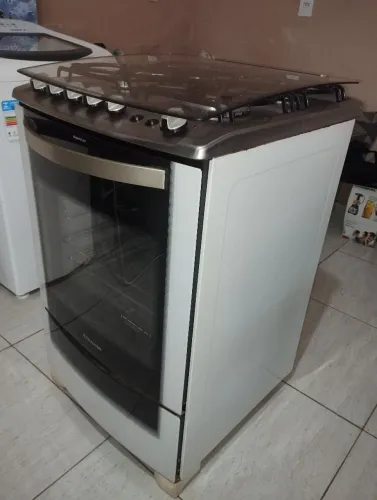 Fogão 4 bocas c/tampa de vidro + forno