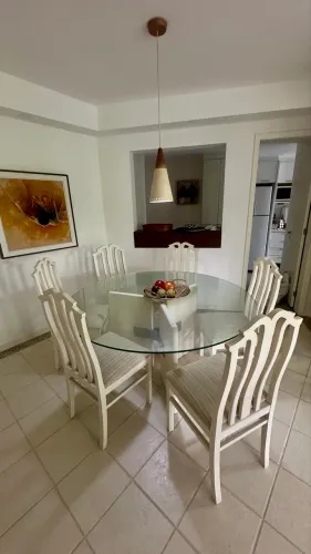 Mesa de Jantar Redonda Vidro 1,50m com 6 Cadeiras Brancas