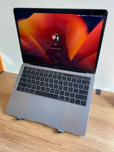 MacBook Pro (13 polegadas, A1706)