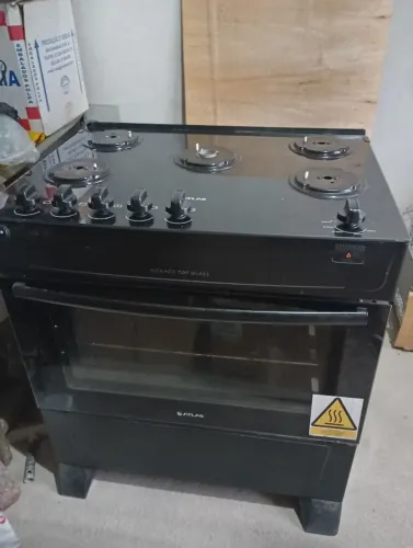 Fogão 6 bocas, todo preto de vidro. ENTREGO