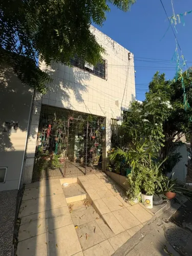 PARA VENDER LOGO: CONDOMÍNIO COM CASA, KITNETS E APARTAMENTOS À VENDA!