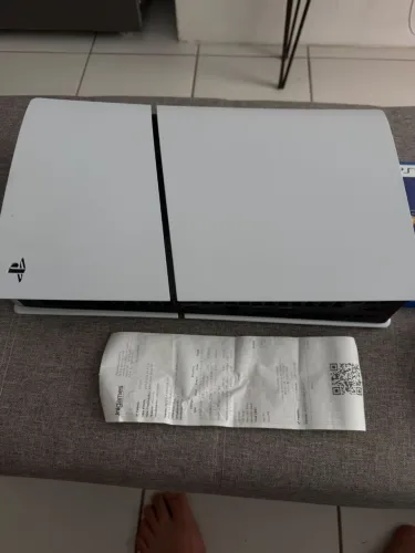 PLAYSTATION 5 SLIM 