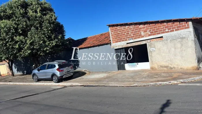 Casa 3Qts | 325m² | Esquina | Bairro da Vitória | Goiânia