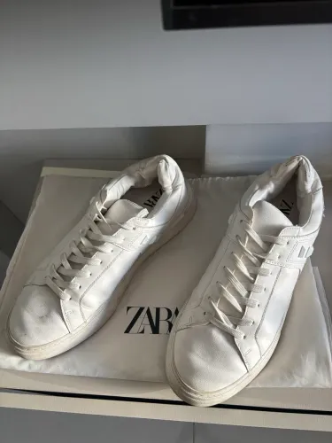 Tênis Zara 41 BR | Valor final
