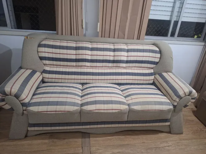 Sofá 3 lugares