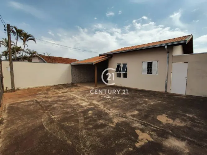 Casa à venda no Bairro Jardim Brasil na cidade de Avaré/SP