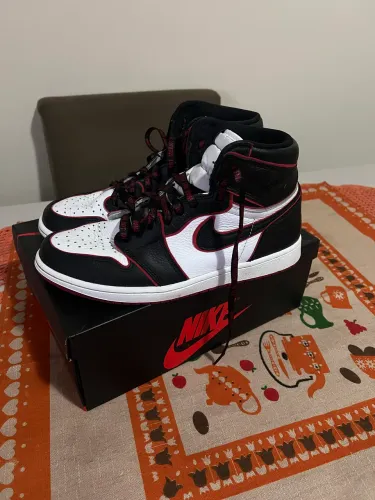 ORIGINAL Air Jordan 1 High Bloodline 