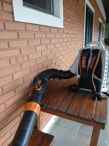 Soprador de folhas a gasolina stihl