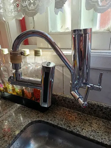 Torneira de cozinha com filtro e jato multifuncional