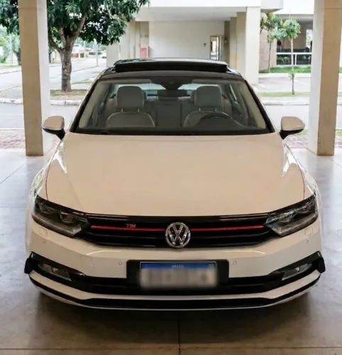 Volkswagen Passat Highline 2.0 TSI 220cv Tip. 2018