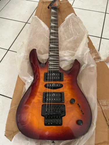 GUITARRA WASHBURN KC-640