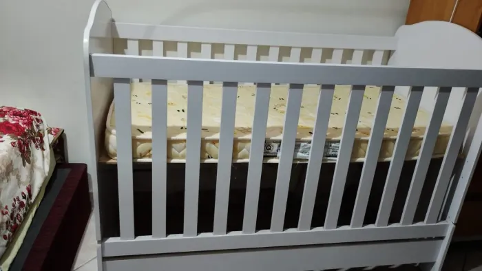 Berço que vira mini cama