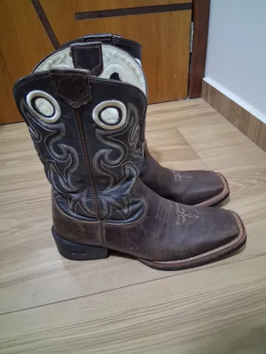 Bota DGO