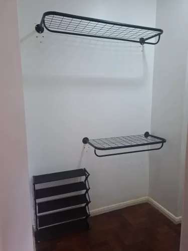 Suporte oara roupas e acessórios