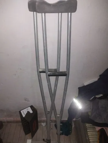 Par de esmoletas novas comprei pra te recuperação do meu acidente de moto 