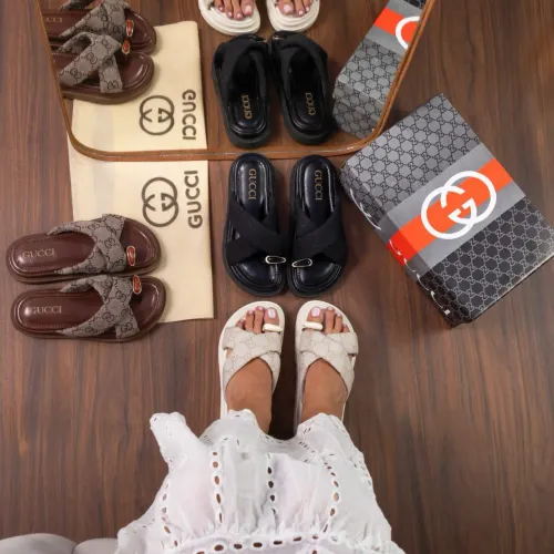 Chinelo flat Gucci 