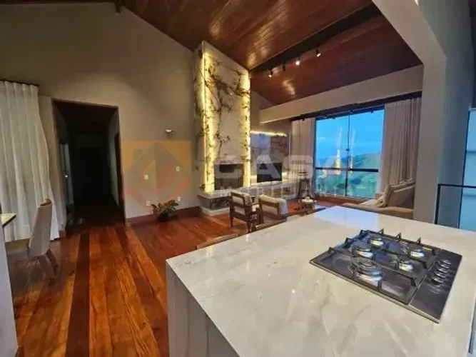 AM - Mansão Alto Padrão nas Montanhas | 33.000m² | Vargem Alta | R$ 1.980.000