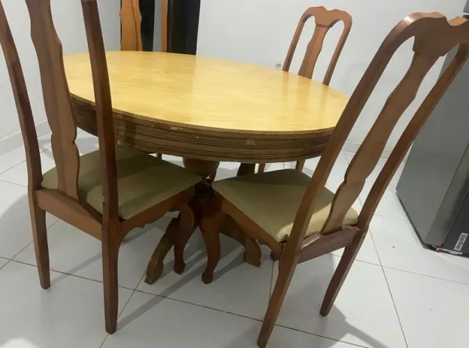Vendo essa linda mesa