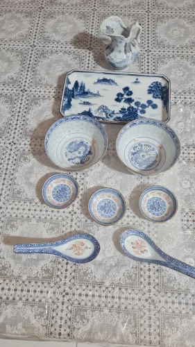Kit de porcelanas  para decoração. 