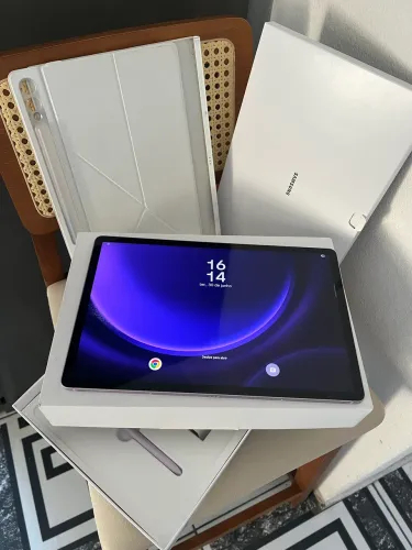 Tab S9 plus 128GB / 8 RAM