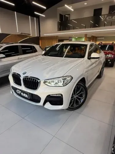 BMW X4 Xdrive 20I M-sport 2.0 TB 184cv AUT 2020