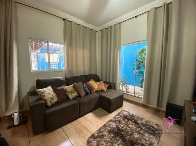 Casa com 3 dormitórios à venda, 160 m² por R$ 600.000,00 - Vila Pinheiro - Pirassununga/SP