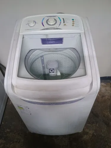 Máquina de lavar roupa Electrolux 10 kg funcionando perfeitamente todas as funções ok