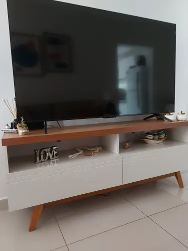 Rack TV