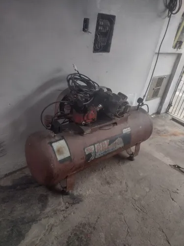 Compressor de ar 200 litros 